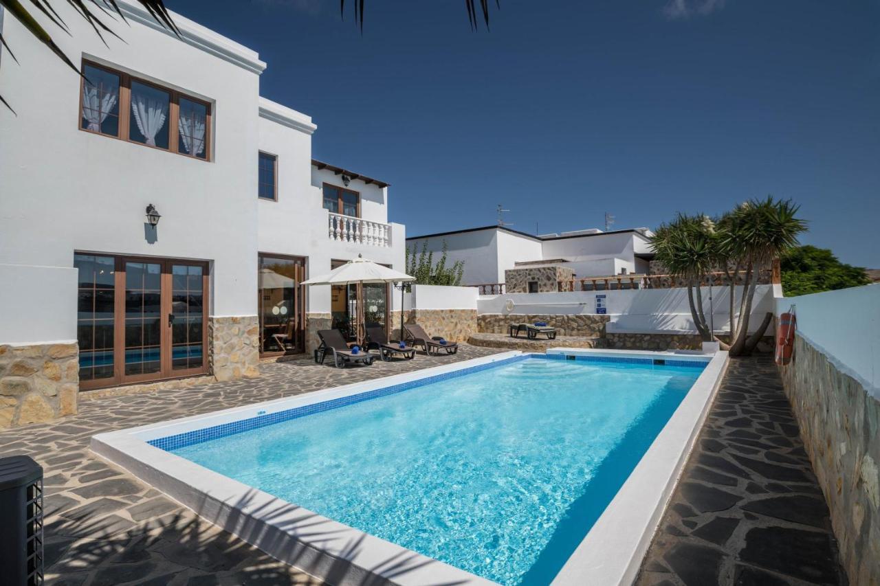 Villa Maria Tinajo Esterno foto